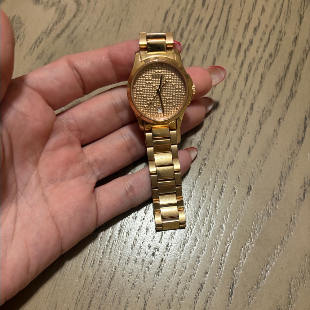 Authentic Gucci Gold Watch with Patterned Dial and extra links